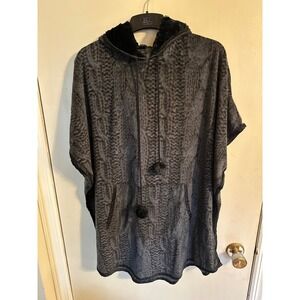 Kensie Hooded‎ Poncho Women's Small Gray Fuzzy Furry